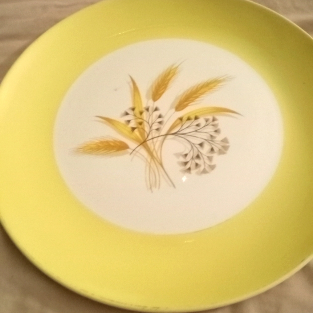 Yellow Wheat Design Dinner Plate